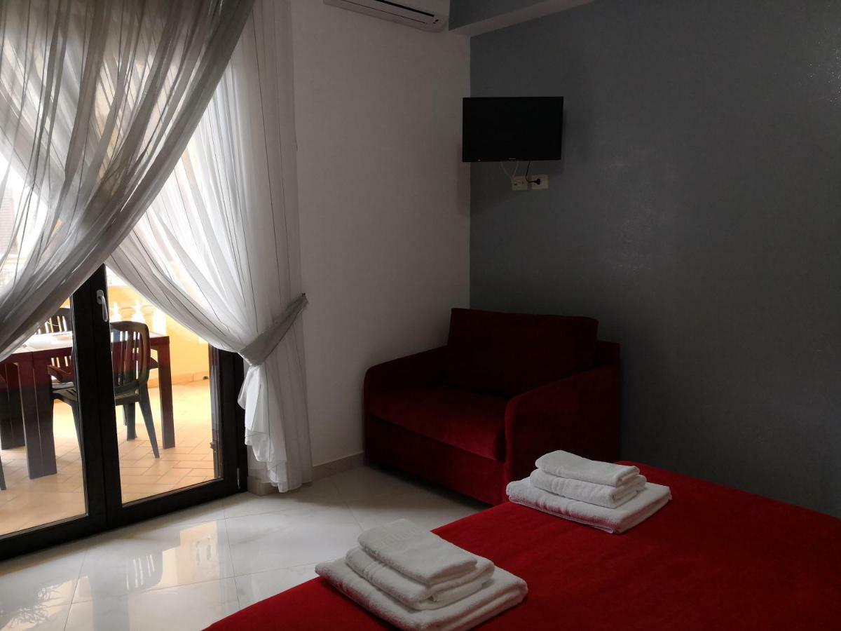 B&B La Casa Di Giorgia Di Pellicano' Francesca Reggio di Calabria Bagian luar foto