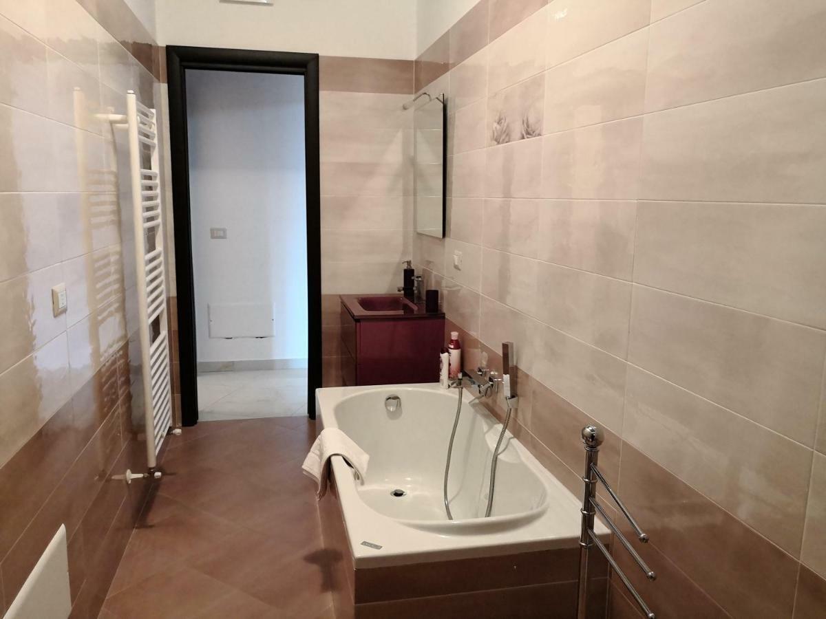 B&B La Casa Di Giorgia Di Pellicano' Francesca Reggio di Calabria Bagian luar foto